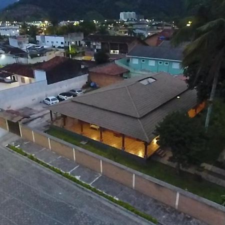 Hospedagem econômica Flor de Maria Caraguatatuba Exterior foto