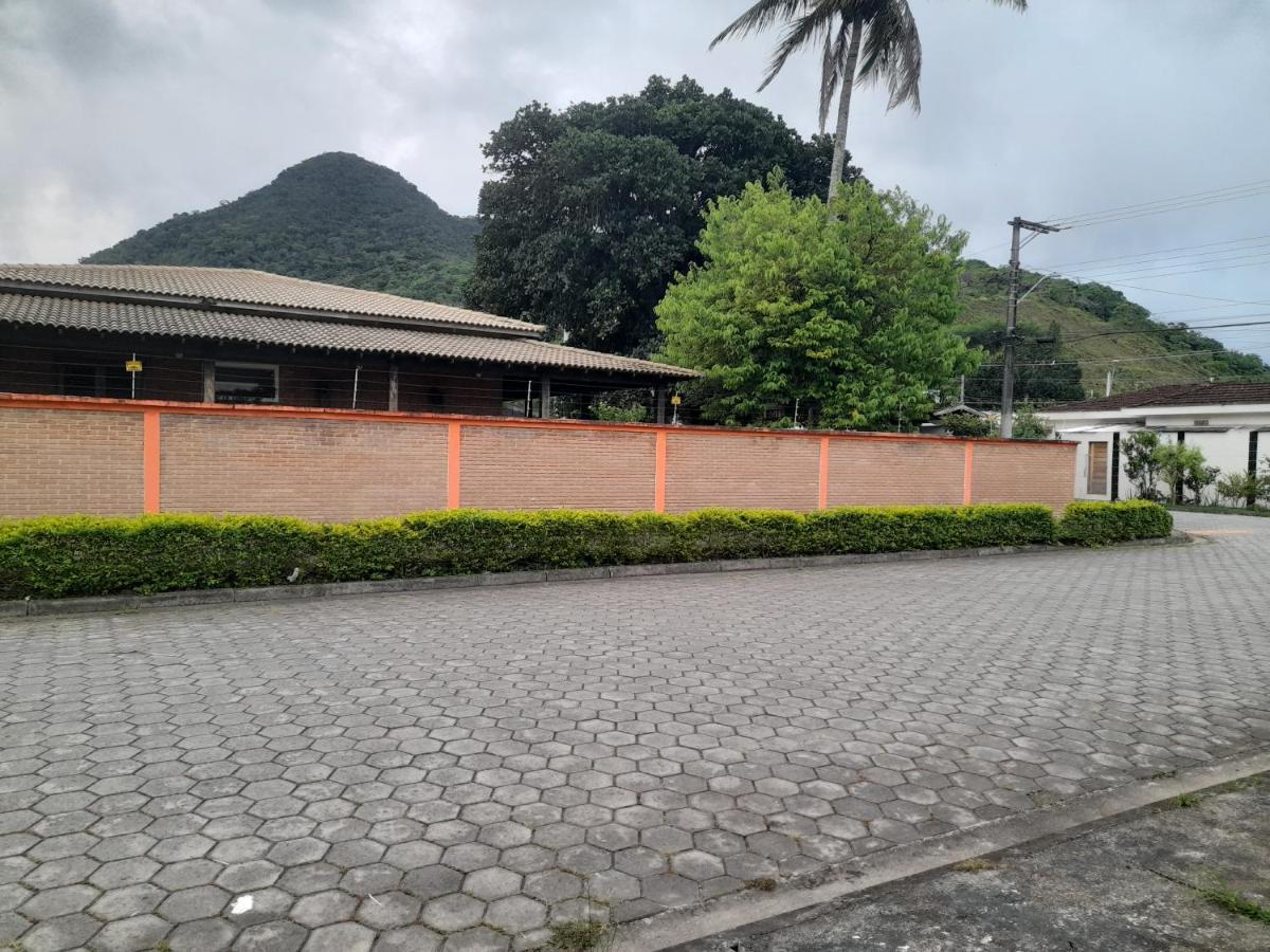 Hospedagem econômica Flor de Maria Caraguatatuba Exterior foto